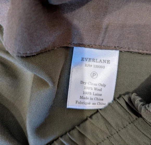 Everlane Italian GoWeave Easy Pant Green | Size 4 - Picture 6 of 7